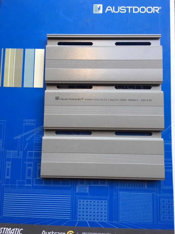 Cửa cuốn Austdoor tự động